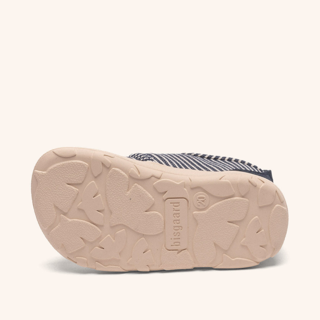 bisgaard barefoot basic sailor navy
