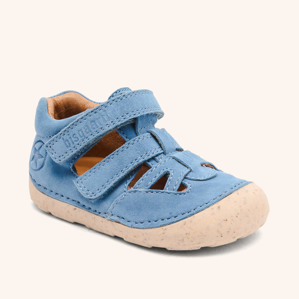 bisgaard barefoot tate sky