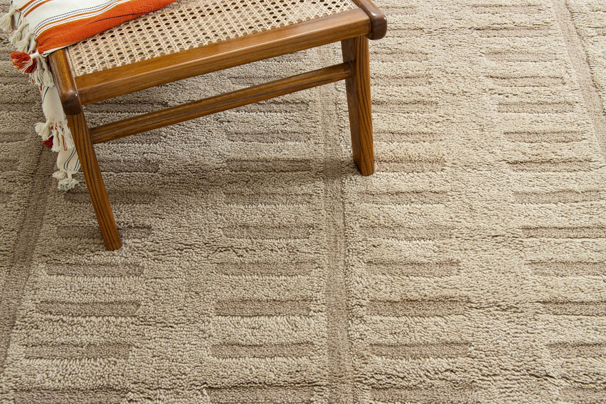 Tschudi in taupe - Custom