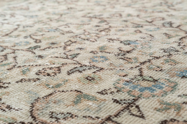 Vintage Distressed Rug Sylvior