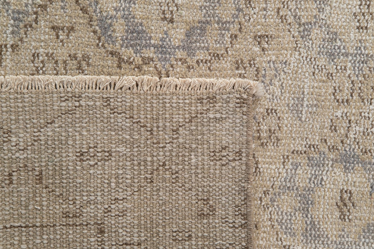 Vintage Distressed Rug Ivlor