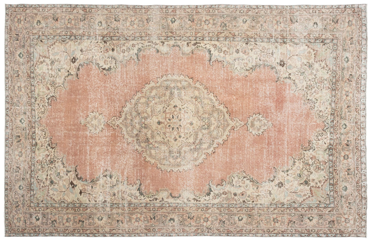Vintage Distressed Rug Ilora