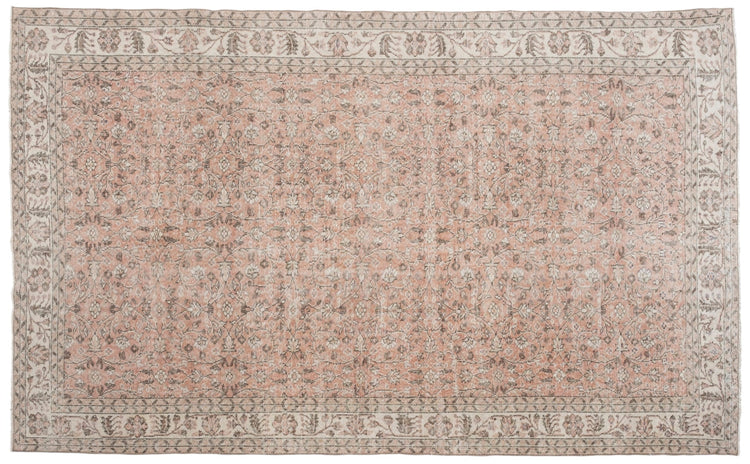 Vintage Distressed Rug Lysmara