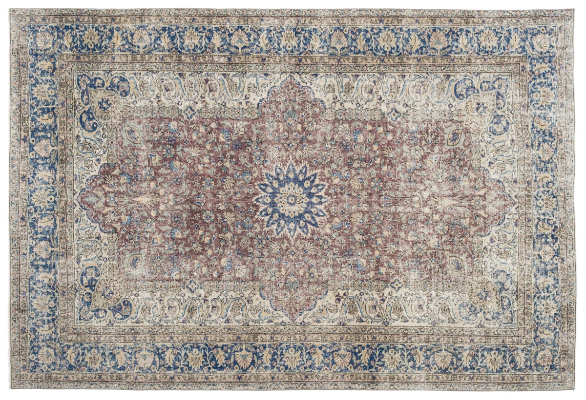 Vintage Distressed Rug Yovral