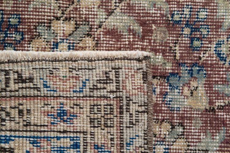 Vintage Distressed Rug Yovral