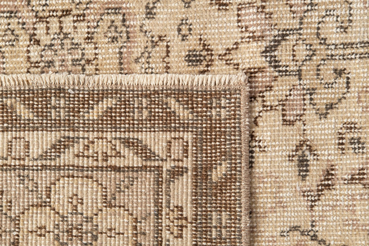 Vintage Distressed Rug Moryeth
