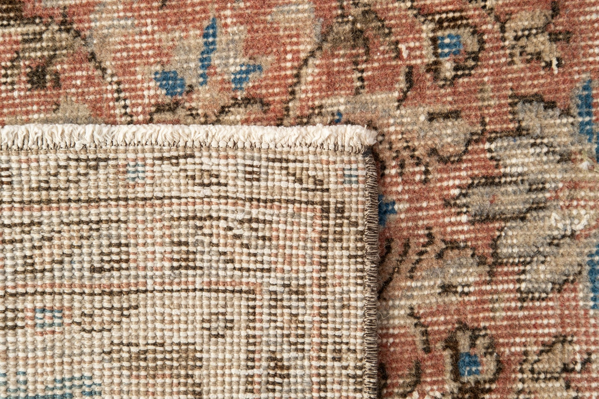 Vintage Distressed Rug Zymira
