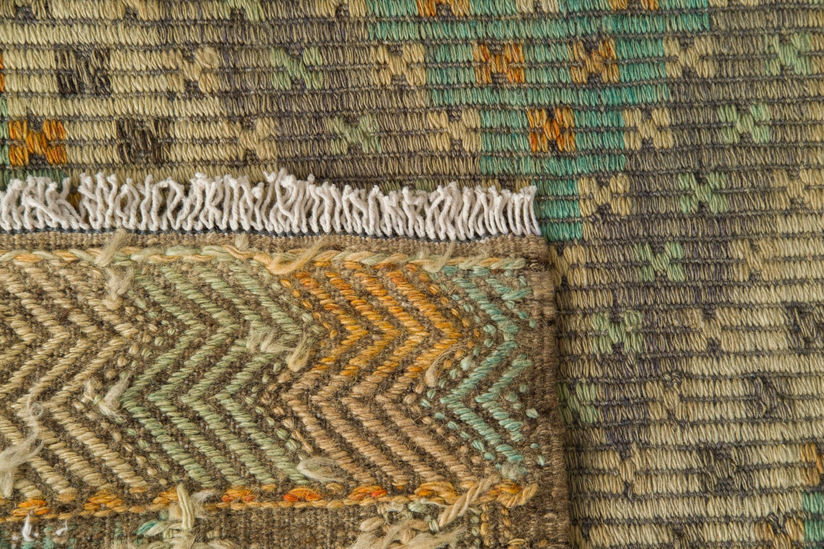 Vintage Kilim Rug Merka