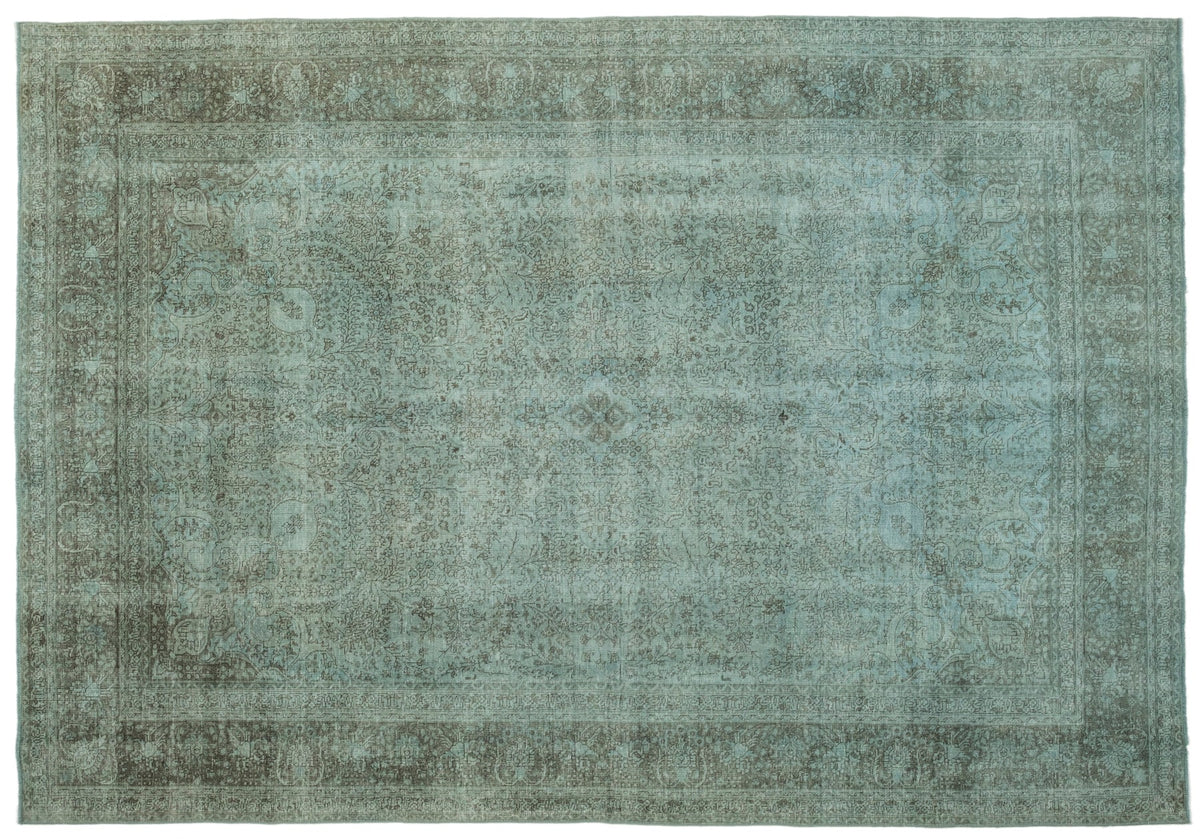 Vintage Distressed Rug Eyad