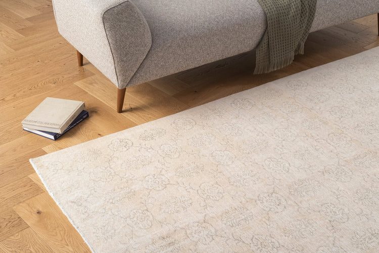 Vintage Distressed Rug Olyth