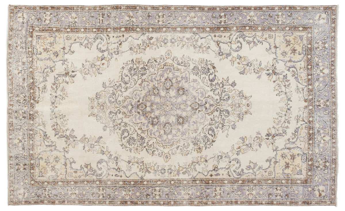 Vintage Distressed Rug Fosrue