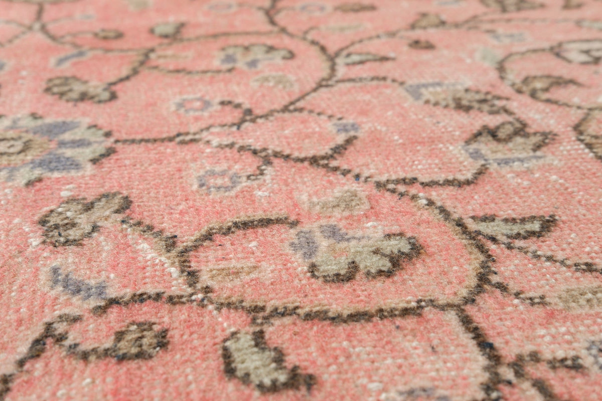 Vintage Distressed Rug Asrue