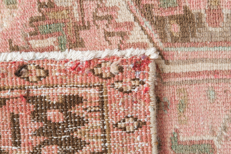 Vintage Persian Rug Laamtora