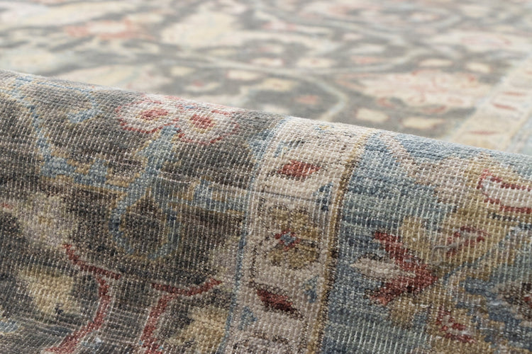 Oriental Rug Fabriciano