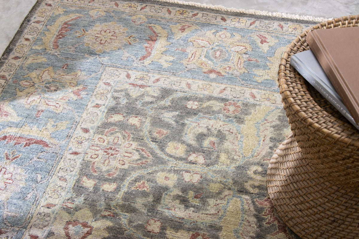 Oriental Rug Fabriciano