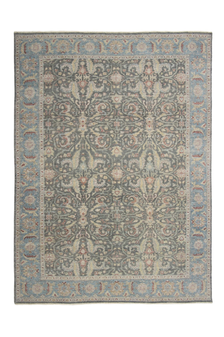 Oriental Rug Fabriciano
