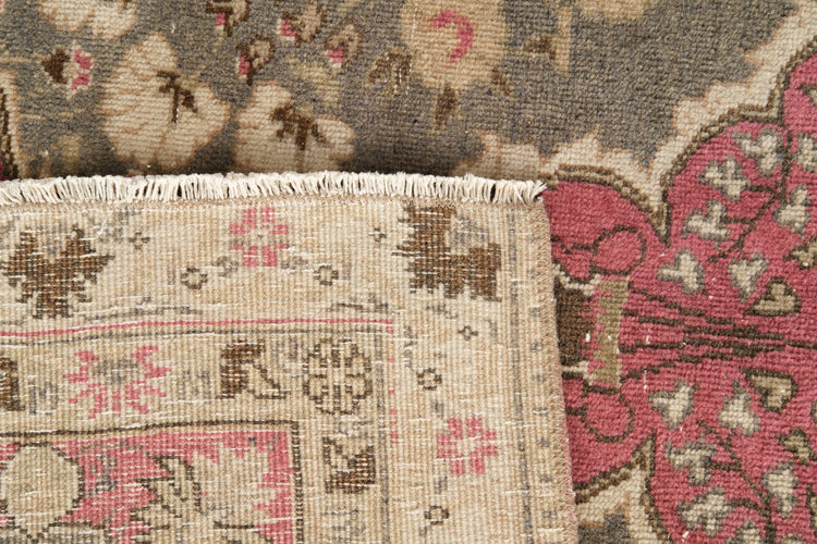 Vintage Persian Rug Dyrleif