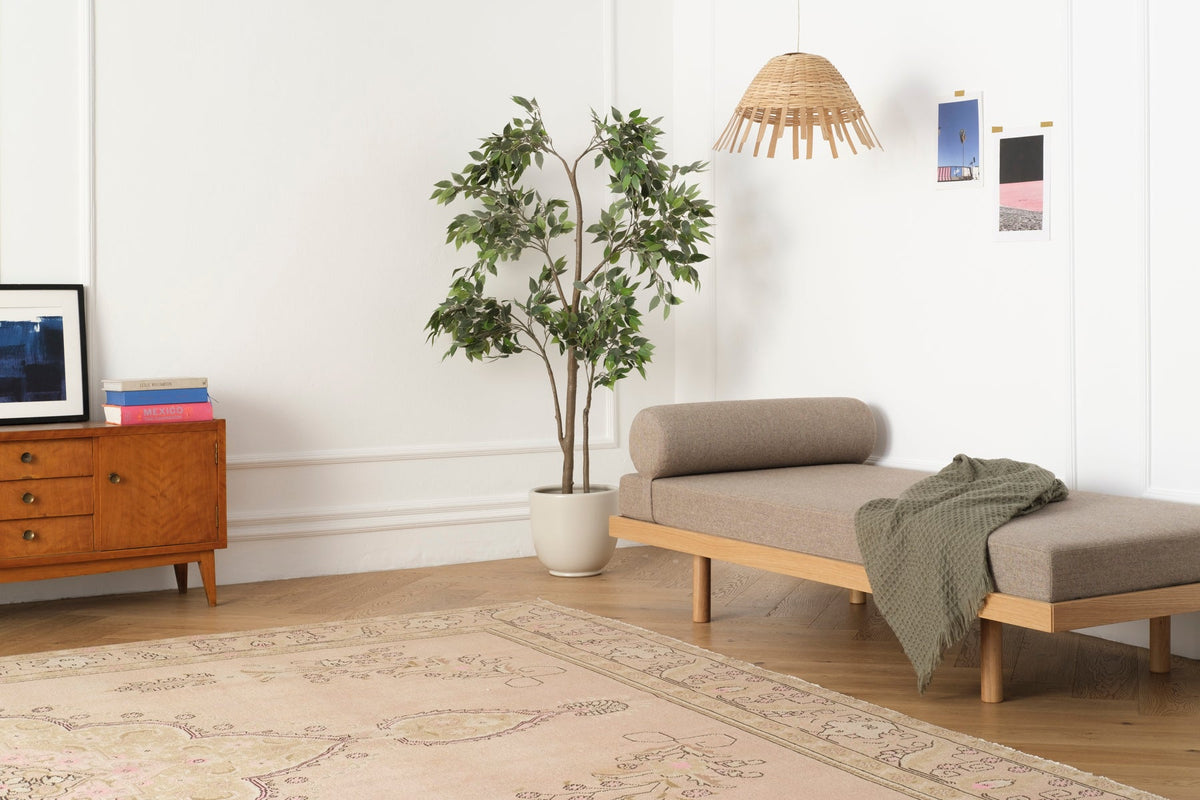 Vintage Distressed Rug Eidur