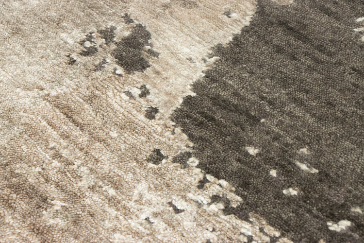 Handknotted Rug Tilor
