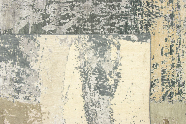 Handknotted Rug Tirra