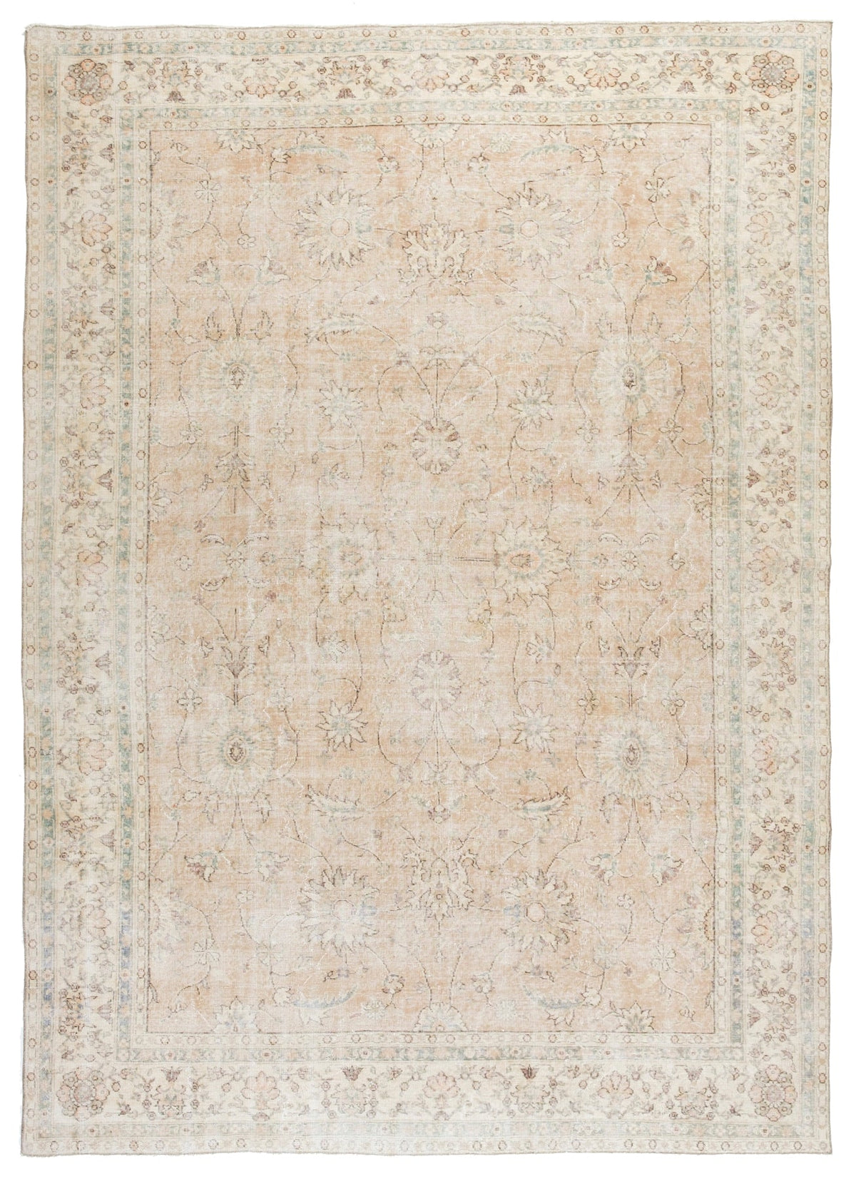 Vintage Distressed Rug Epopeos