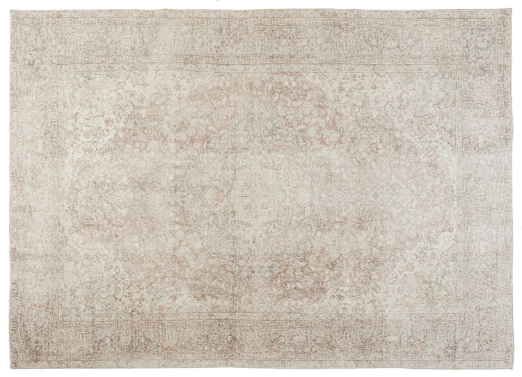 Vintage Distressed Rug Dajor