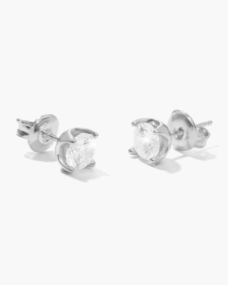 Women's Classic Stud Earrings - Silver - JAXXON