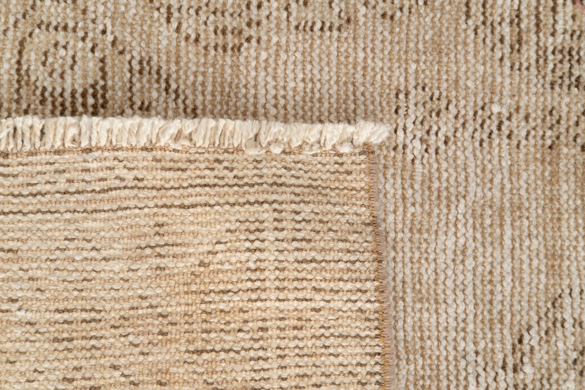 Vintage Distressed Rug Ilaha