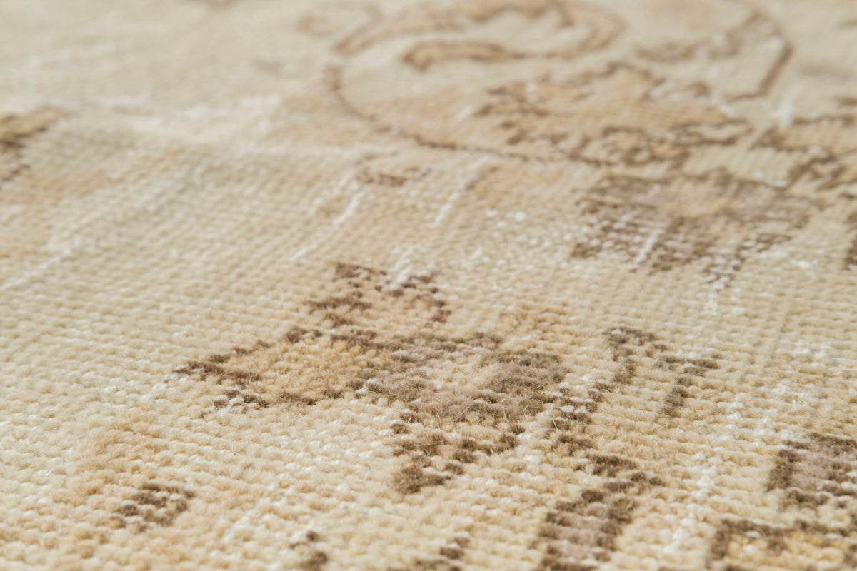 Vintage Distressed Rug Kharadina