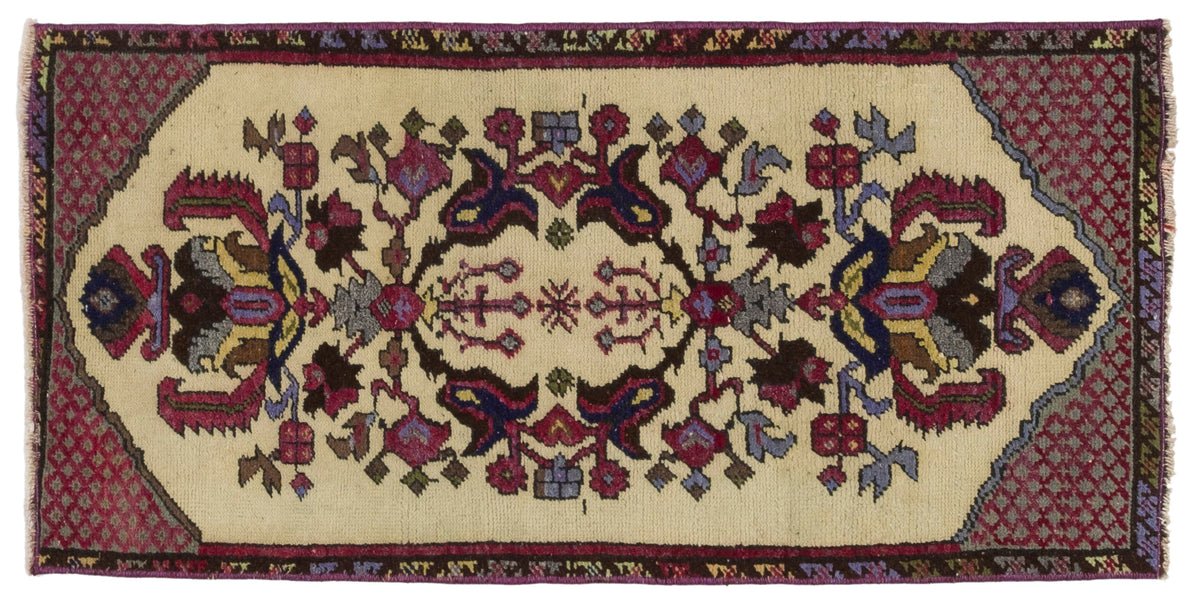 Vintage Turkish Rug Illuqille