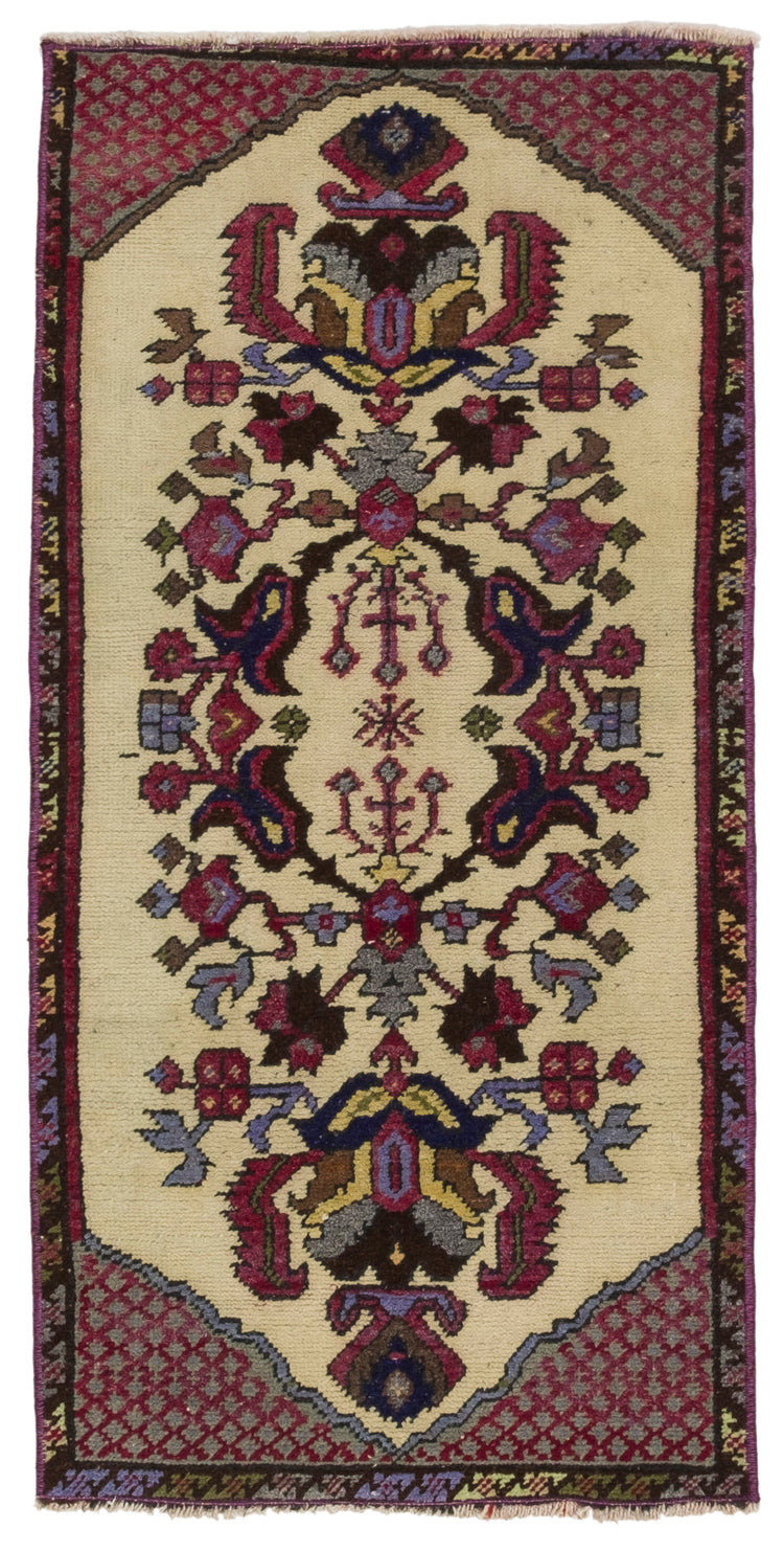 Vintage Turkish Rug Illuqille