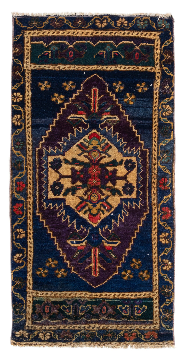 Vintage Turkish Rug Xarvis