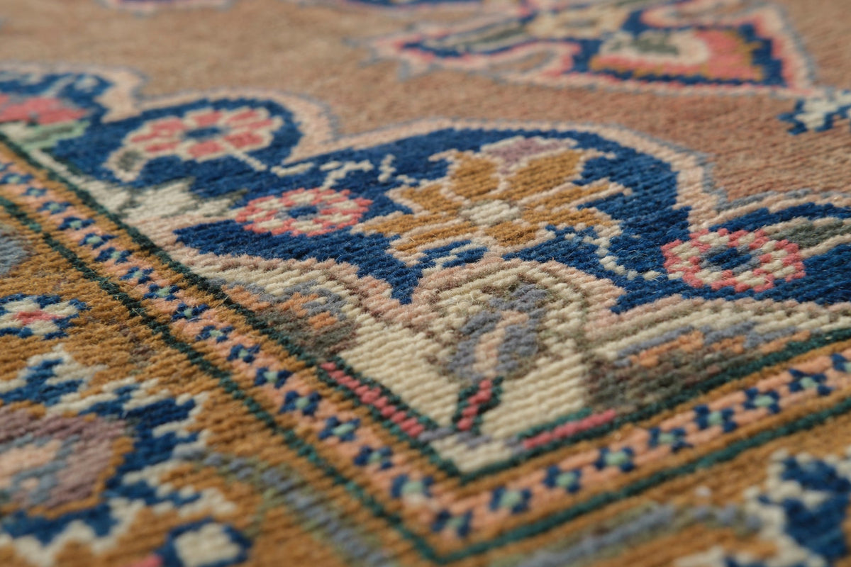 Vintage Turkish Rug Izat