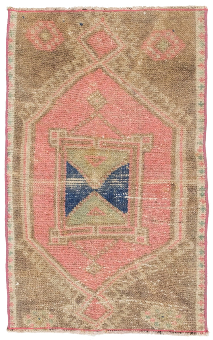 Vintage Turkish Rug Elvar