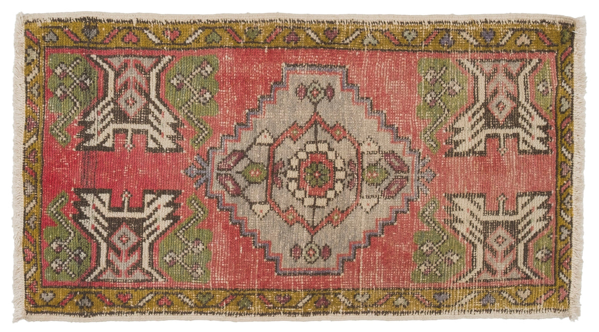 Vintage Turkish Rug Jofir