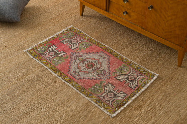 Vintage Turkish Rug Jofir