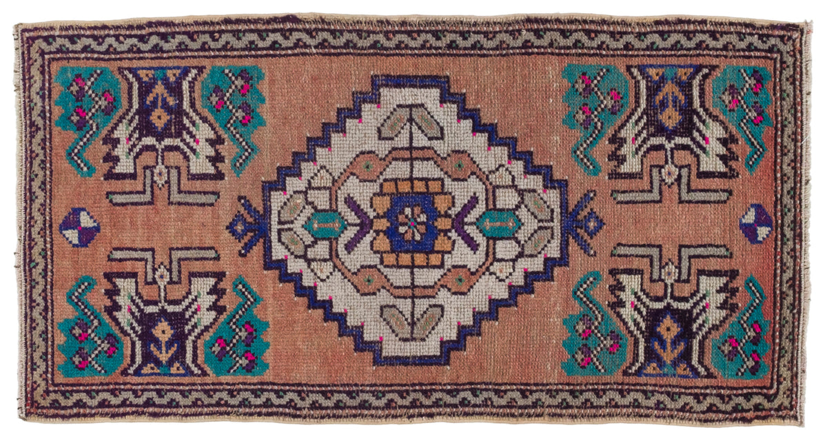 Vintage Turkish Rug Esris