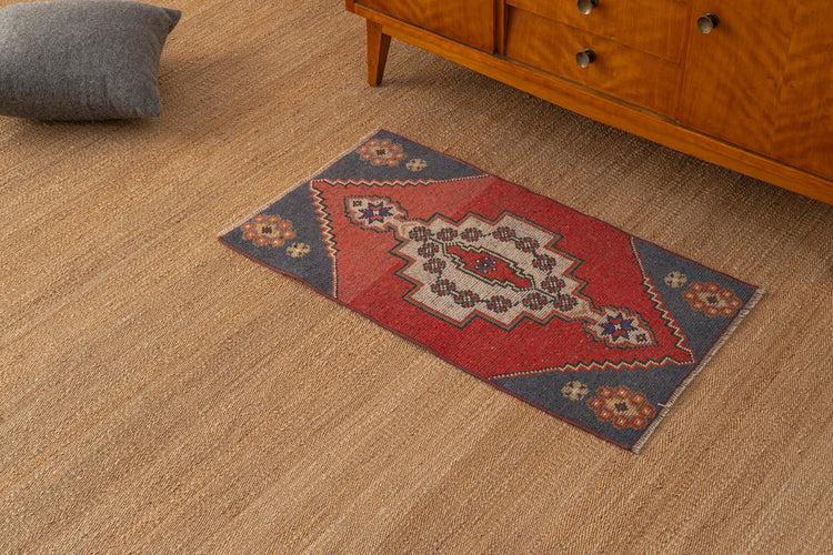 Vintage Turkish Rug Dornis