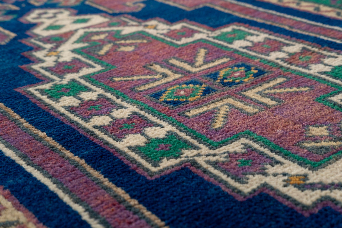 Vintage Turkish Rug Ulvlan