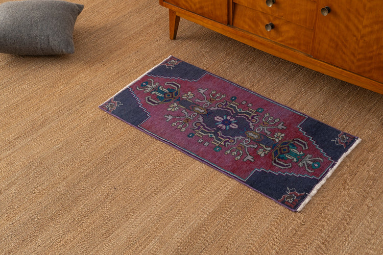 Vintage Turkish Rug Hivlon