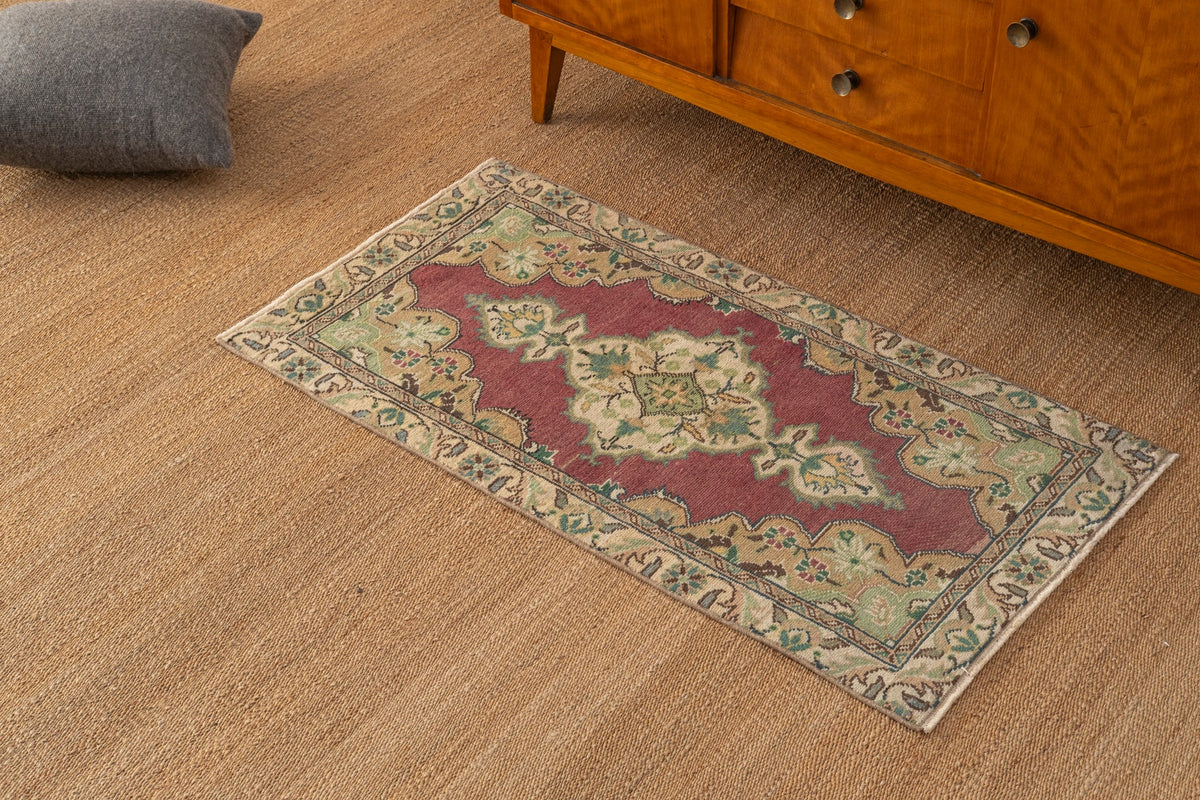 Vintage Turkish Rug Jyvira