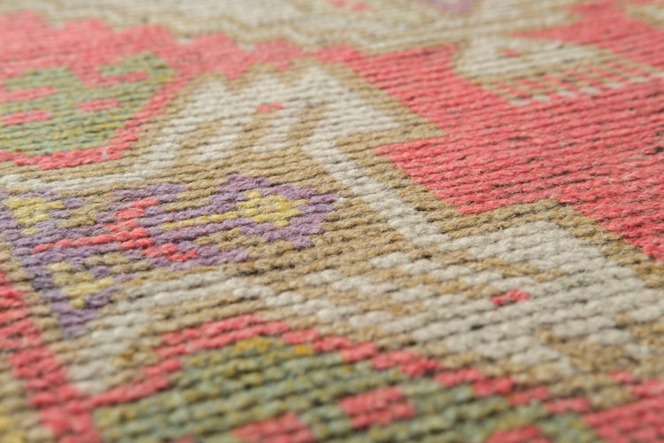 Vintage Turkish Rug Menne