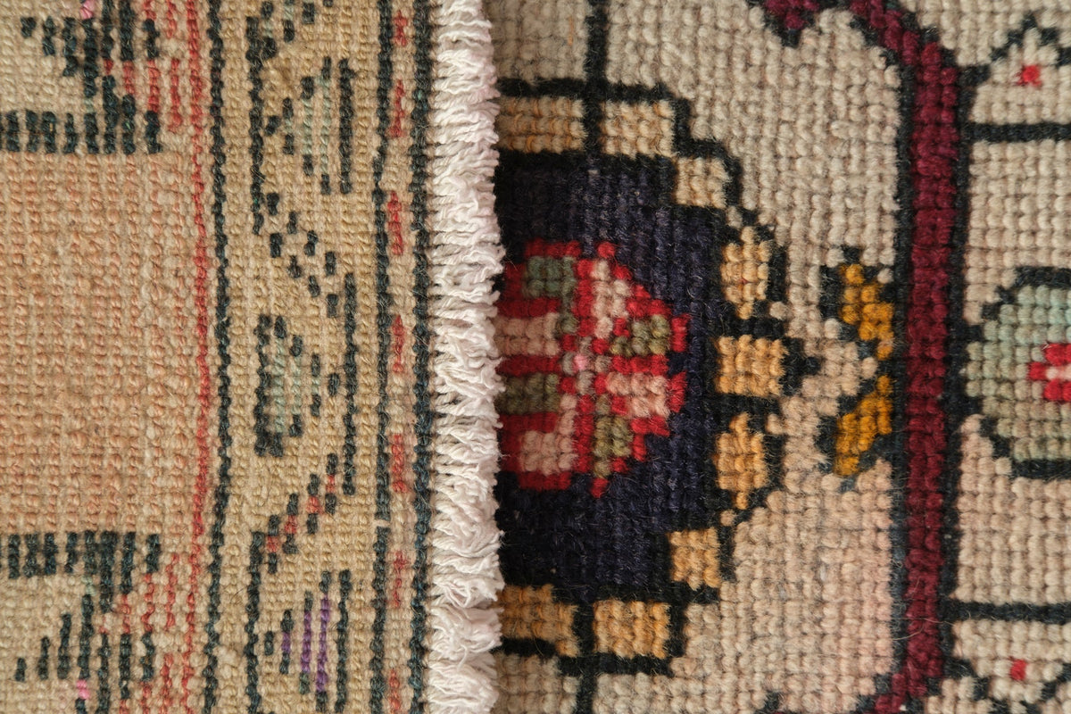Vintage Turkish Rug Roderik