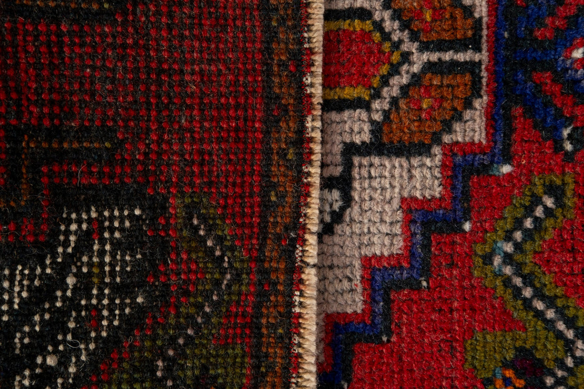 Vintage Turkish Rug Wirnia