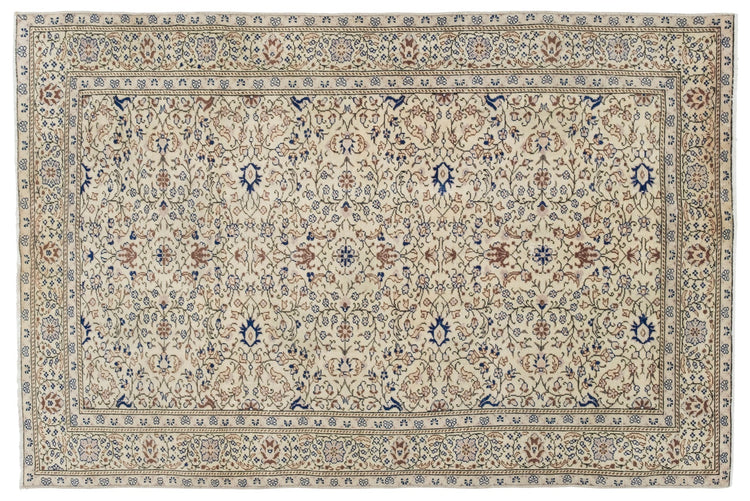 Vintage Turkish Rug Ubis