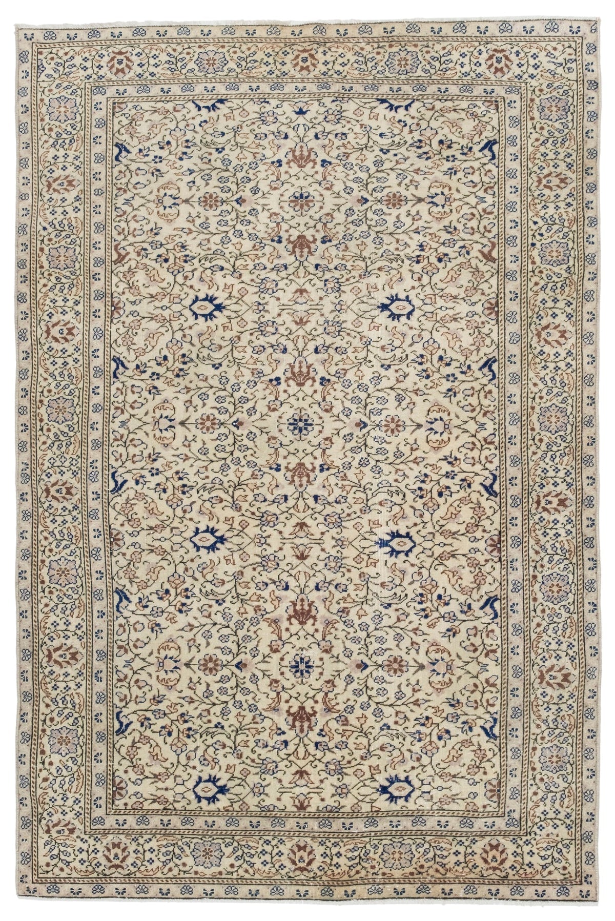Vintage Turkish Rug Ubis