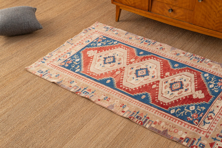 Vintage Turkish Rug Jalris