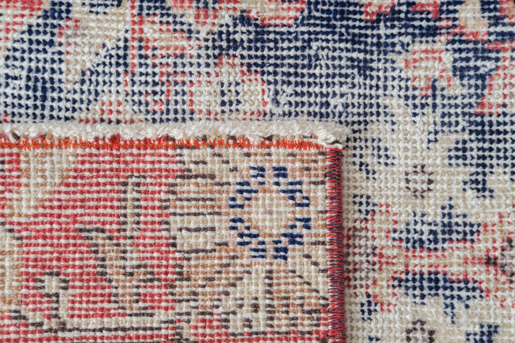 Vintage Distressed Rug Eveia