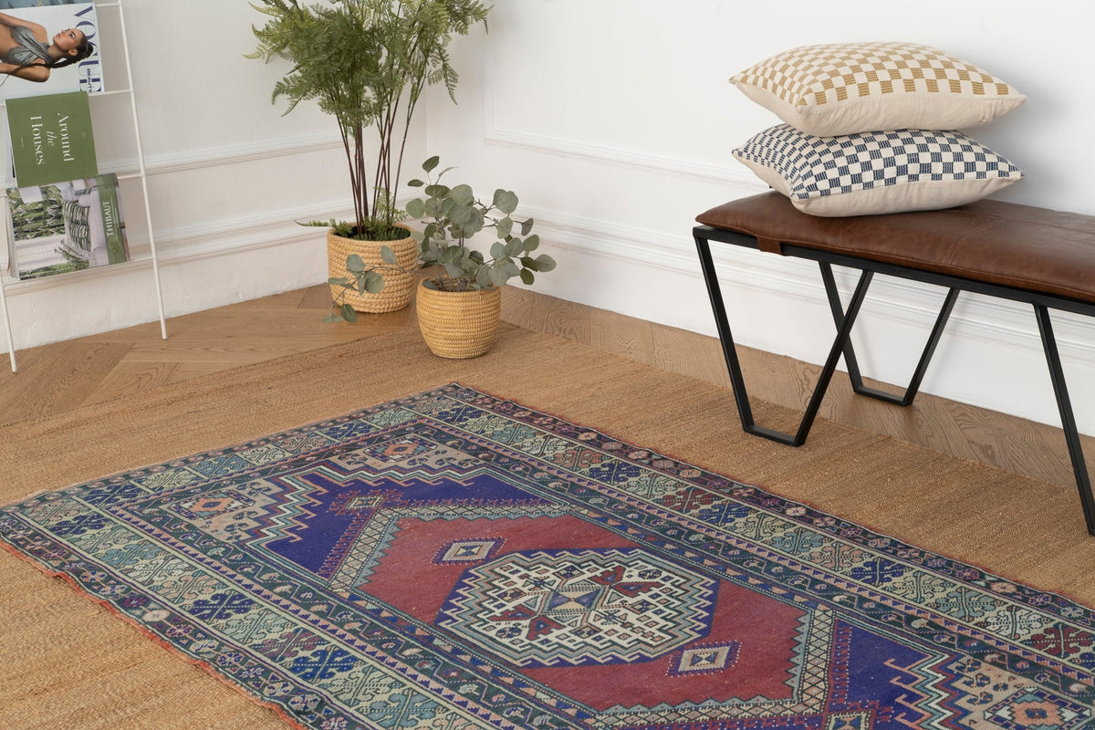 Vintage Turkish Rug Kavitha