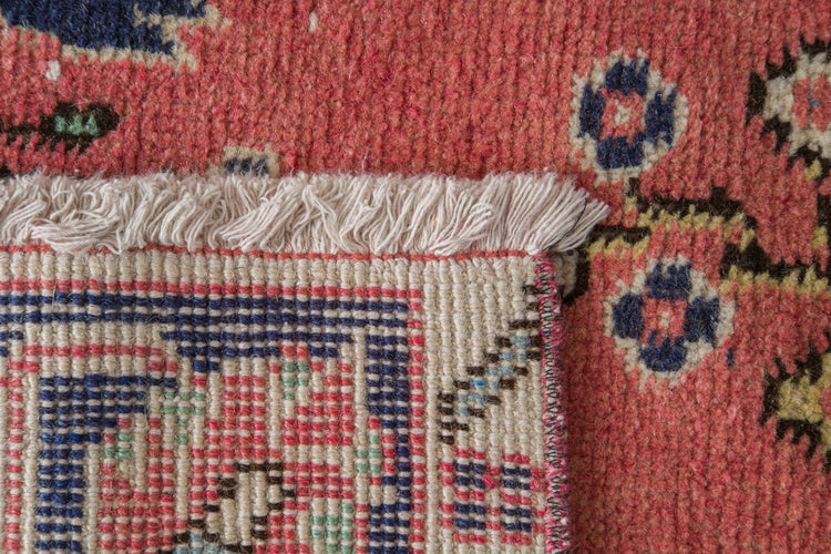 Vintage Persian Rug Vulyn